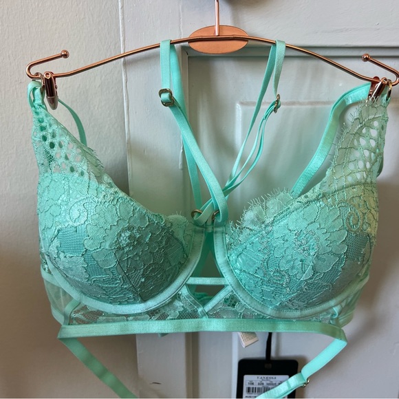 Honey Birdette - Vanessa Bra & Panty Set - Picture 13 of 14